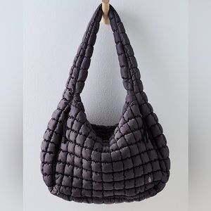 1 LEFT ✨NEW Free People FP Movement Quilted Carryall In Graphite